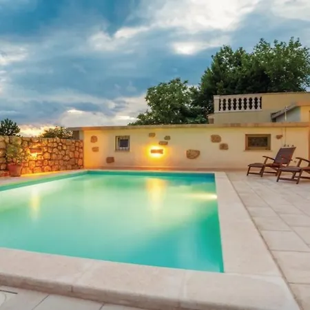 Schwarz Pool House Villa Crikvenica