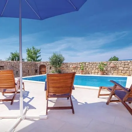 Schwarz Pool House Crikvenica