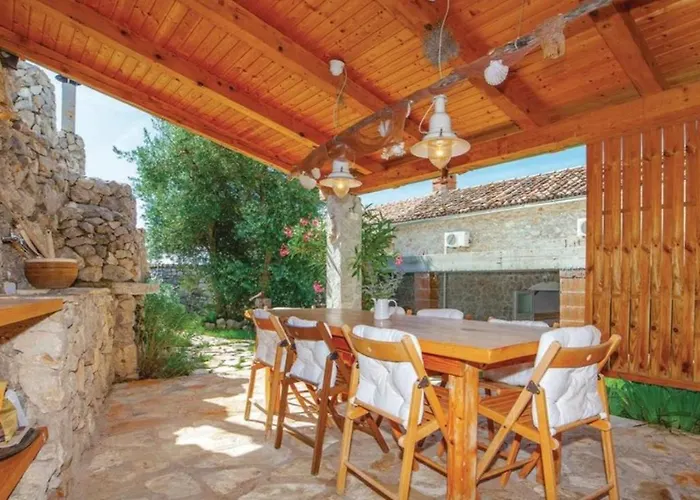 Schwarz Pool House Vilă Crikvenica